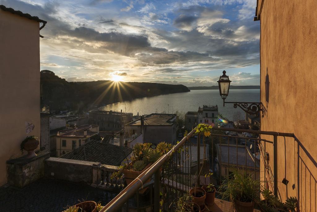 Hotel Domus Angularia Anguillara Sabazia Esterno foto