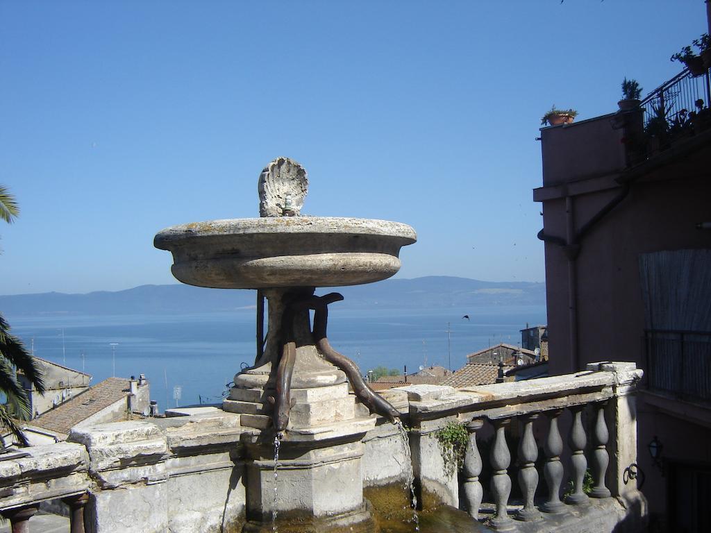 Hotel Domus Angularia Anguillara Sabazia Esterno foto